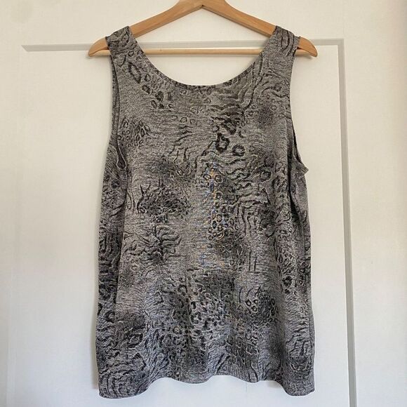 Express Gray Academia Abstract Flowy Business Casual Tank Top Blouse Shirt - Picture 2 of 3